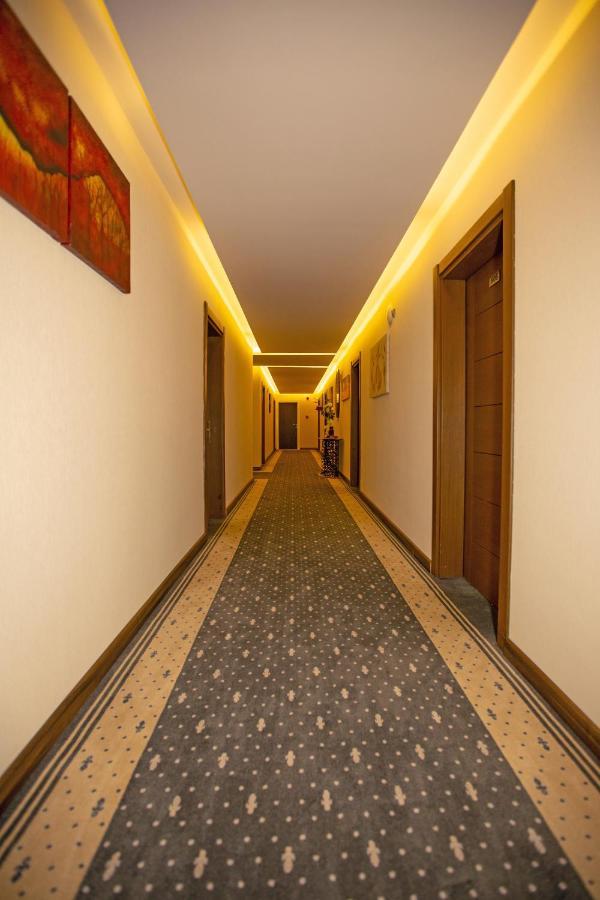 Jolnar Garden Hotel Macka Екстер'єр фото