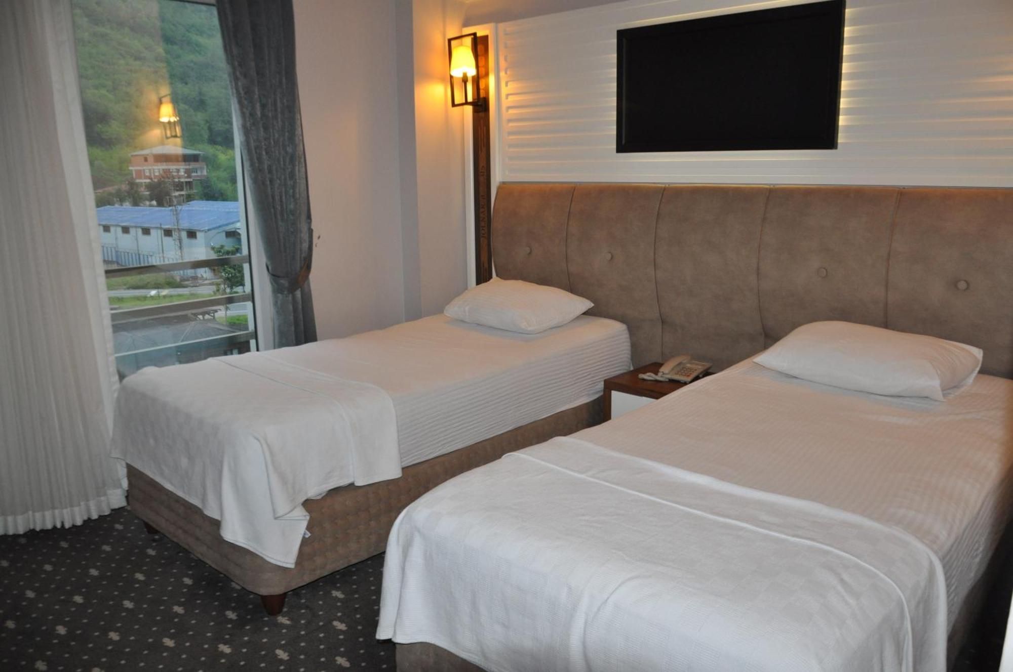 Jolnar Garden Hotel Macka Екстер'єр фото