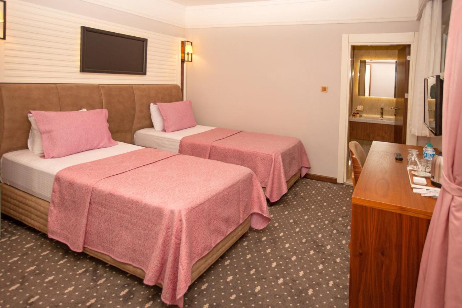Jolnar Garden Hotel Macka Екстер'єр фото